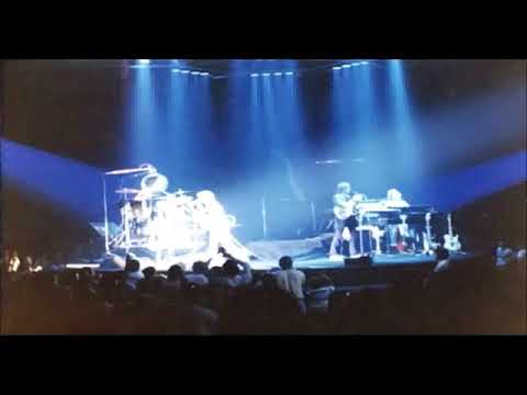 Yes Live: 9/6/80 - New York - Man in a White Car Suite (recording #2)