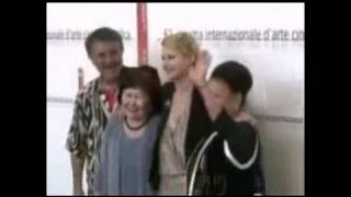Рената Литвинова и Рустам Хамдамов на Венецианском кинофестивале в 2005 году.