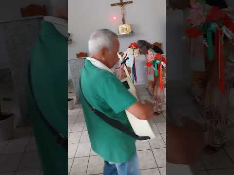 CIA DE REIS GLÓRIA D'OESTE SEGUE BEIJANDO A BANDEIRA SAIDA DO GIRO 2025/2026 EM 19/10/2025