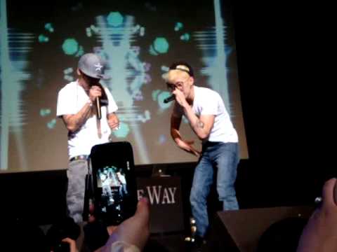 110814 ILLINAIRE WAY CONCERT -Level1000