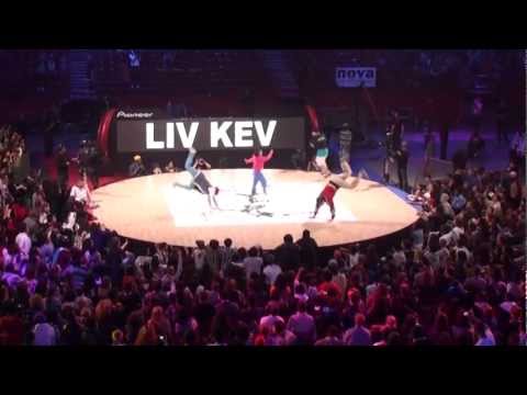 Juste Debout Steez 2012 - Bad Dancers