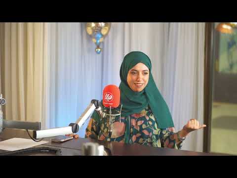 "في حياتي أعرف أكثر من أربعة عشر مليونير، أغلبهم خسروا أكثر من مليون ريال عماني ثم عادوا وبنوا أنفسهم من جديد".. | "السبب أنهم يمتلكون العقلية الصحيحة".. بسمة علي الناصري مدربة تطوير شخصي ومالي.. اللقاء كاملًا: #هلا_كافيه 