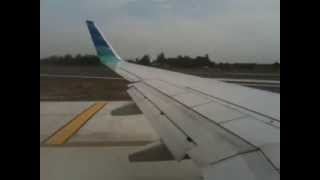 preview picture of video 'Garuda Indonesia takeoff from Medan Kuala Namu. PK-GQF'