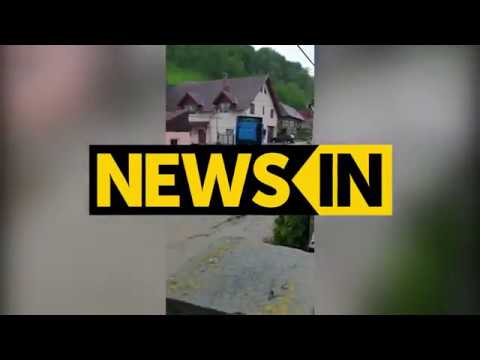 Dezastru făcut de inundaţii în România. Viitura a lovit mai multe localităţi