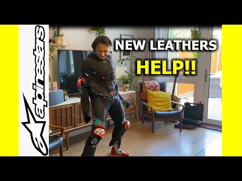 New Leathers Struggle | Bikke tries on his new Alpinestar Atem V4 race suit & Supertech R boots
