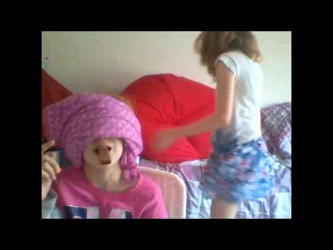 Webcam video from May  1, 2015 10:28 PM  ▶28:04