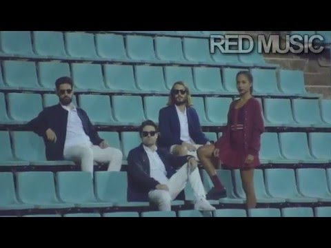 Yall Feat. Gabriela Richardson - Hundred Miles - Traducida