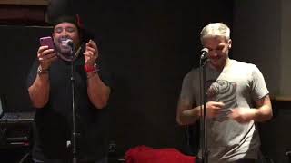 QUIÉN CANTA MEJOR?? Vacílate las 2 canciones que cante con Pedro Capo en su ensayo para su concierto