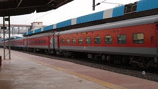 preview picture of video 'KSR Bengaluru - New Tinsukia Weekly SuperFast Express | WAP7 LGD 30345 | Indian Railways'