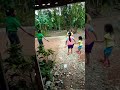 Putri Dan Amanda Asyik Bermain Lupa Makan