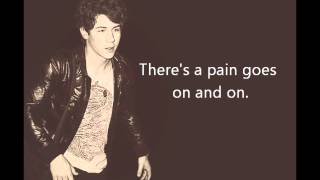 Empty Chairs At Empty Tables - Nick Jonas,Les miserables.