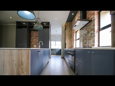 Single Level in Midstream Ridge For Sale