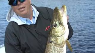 Simply Fishing: Reindeer Lake Pike with Bob Mehsikomer &amp; John Meyer