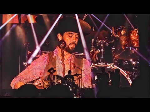 RYAN BINGHAM - Super Bowl LI Main Stage