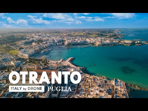 OTRANTO em Puglia, Itália vista de cima | [4K] filmagem de drone