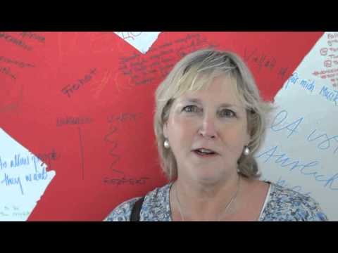 Vielfalt bedeutet friedliches Zusammenleben / Elizabeth aus den USA