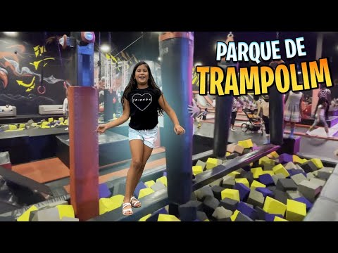 O MAIOR PULA PULA DOS ESTADOS UNIDOS - PARQUE DE TRAMPOLIM NOS EUA