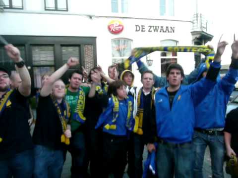 Sfeer bij aankomst na Eendracht Aalst - KSV Sottegem (Seizoen 08-09, uitslag: 0-1)