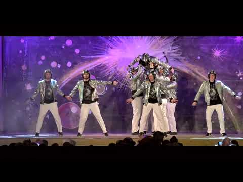 Männerballett NZ Orschweier 2024 Discokugeln