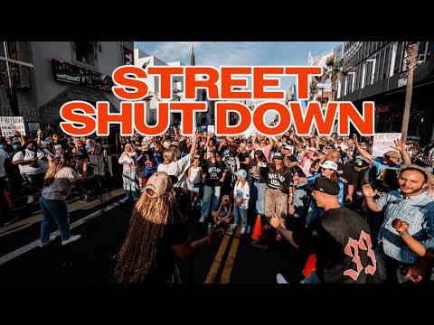 Open air preaching the gospel to hundreds on Hollywood blvd!