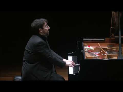 Charles Richard-Hamelin plays Ravel Sonatine - II. Mouvement de menuet