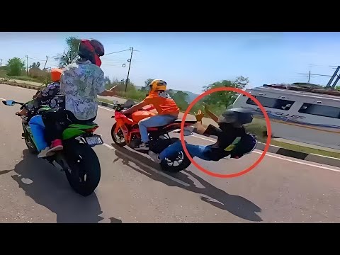 Top Motorcycle Crashes + EXTREME Motorcycle Chase (Ep.02)