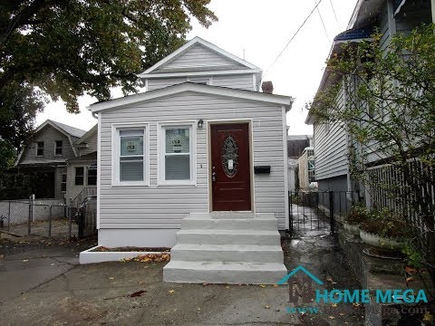 Single family House For Sale in Castle Hill, Bronx, NY 10473