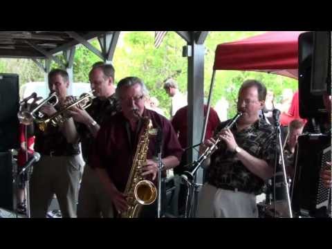 Dennis Polisky & The Maestro's Men - Wild Deuces Polka (Pierogi Fest)