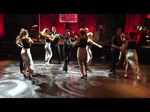 Sensual Bachata show Demo at Gloria November 12th 2017 by Tanssikoulu Salsa Latina