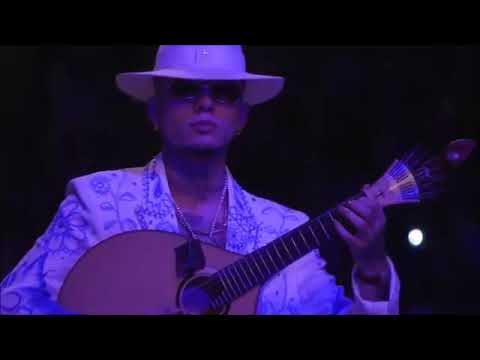 Crispim Rodrigues desfila para Nuno Gama na Moda Lisboa encerramento por Mikeleven