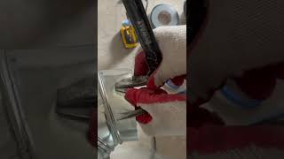 Download lagu How to crimp a duct - 2 ways mp3 Download lagu How to crimp a duct - 2 ways mp3