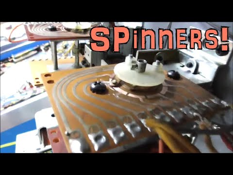 Somebody Screwed Up These Spinner Mechs!  - 1976 Williams Grand Prix Pinball Machine Repair 5