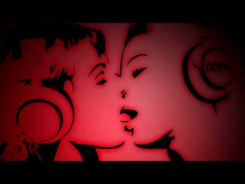 Kaskade & EDX vs. Alex Gaudino - Don't Stop Kissing (Kaskade Mash Up) [HQ]