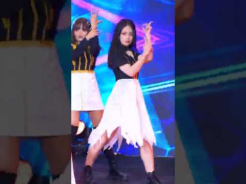 Diana (???/FANCAM) : MNZ Dance Cover 2022 (4 มิ.ย.65)