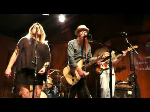 John Gaar Band - Hold On