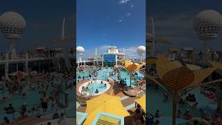 Pool deck onboard Freedom of the Seas! #royalcaribbean #freedomoftheseas #cruise #cruiseship