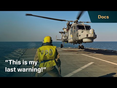 Chilling moment Iranian gunboat heads towards the Royal Navy's HMS Duncan | Warship: Life At Sea