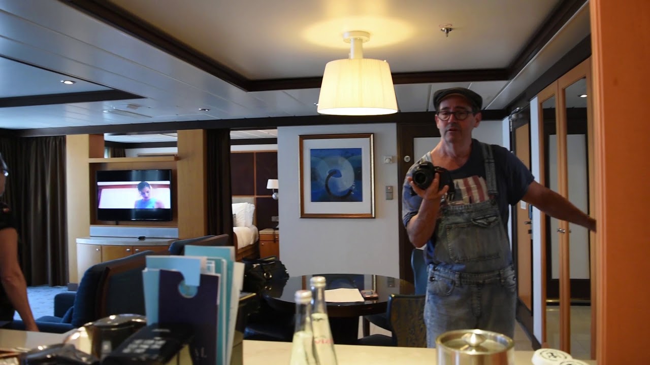Oasis of the Seas - Cabin 11644 - Video 3