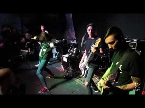 Wolf Down - Intro / Treasures of the World - PROSHOT - Budapest @ Dürer kert 2014 01 14