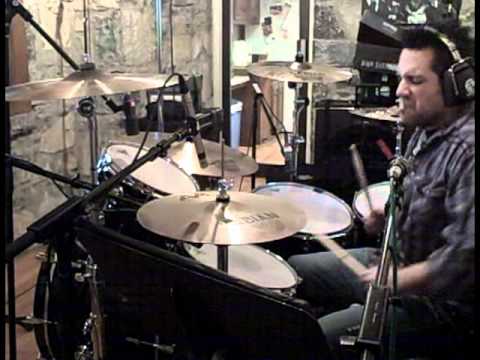 Rich Redmond tracking "Are You Gonna Kiss Me or Not" by Thompson Square
