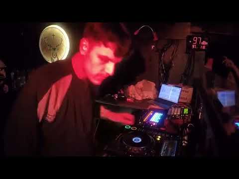 Sweely - Live @ La Relève présentent : Electronic Subculture