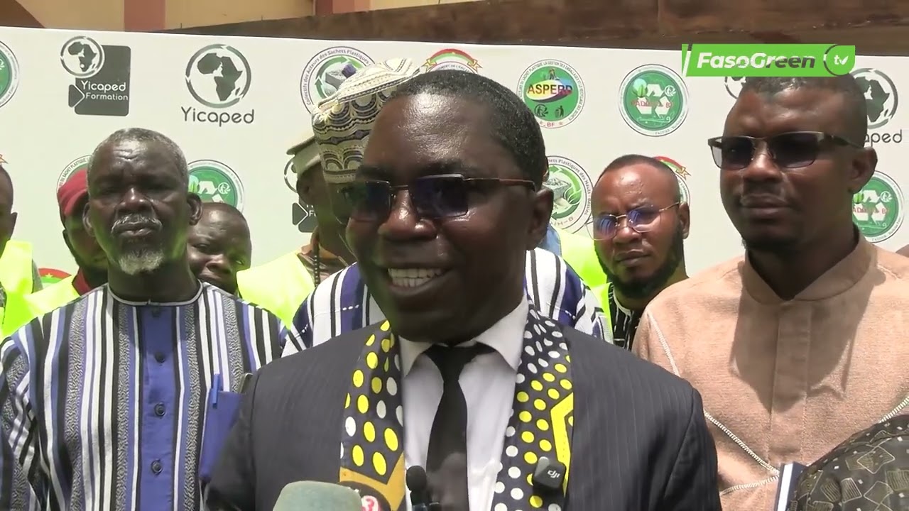 Valorisation des sachets plastiques : Plus de 100 jeunes voient leurs capacités renforcées