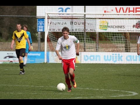 Heukelum 1 - Meerkerk 1, Sil van Putten scoort 1-0