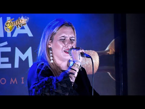 Isabelinha "Passeio à Mouraria"