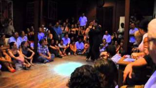 Gustavo Naveira & Giselle Anne Bailaron en El Yeite Tango Club!