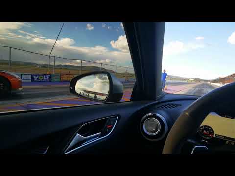 Audi RS3 vs Nissan GTR