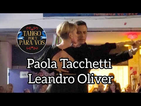 El viejo vals (Rotundo) Paola Tacchetti y Leandro Oliver. Floreal Milonga 29ago25 (2/4)
