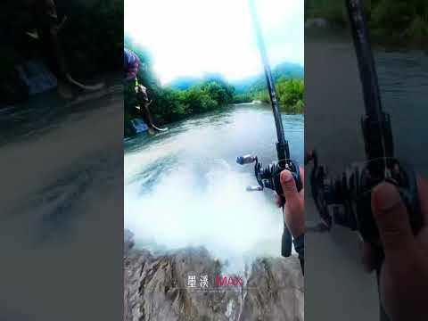 Spinnfischen auf Mandarinbarsche in Fl&uuml;ssen in Anhui, China