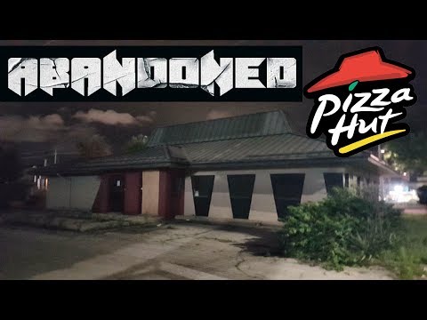 Exploring Abandoned Pizza Hut