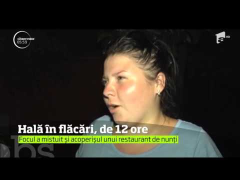 Incendiu devastator în Galaţi. O hală de aproape 1.000 de metri pătraţi arde cu vâlvătaie